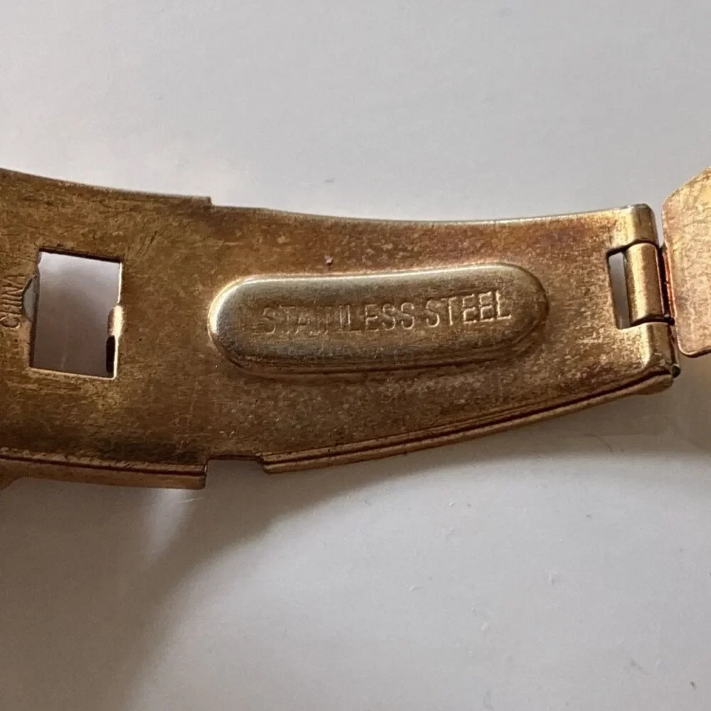 Vivani Womens Quartz VTG Rare Watch AW-804-125 Rose Gold Tone Bracelet